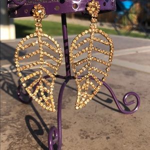 Fashion Rhinestone leaf pierced earrings